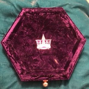 Jeffree Star blood lust palette